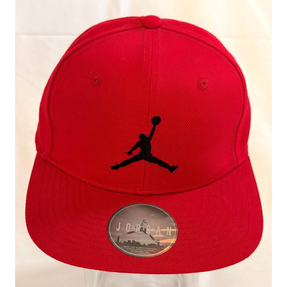 Nike Air Jordan Pro Jump man Youth Snapback Cap Hat Gym Red Black Logo. Like New